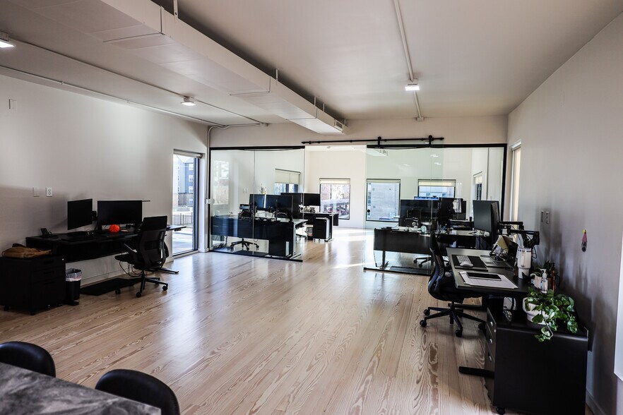 More Photos Of 605 NW 4th St, Oklahoma City Office For Sale