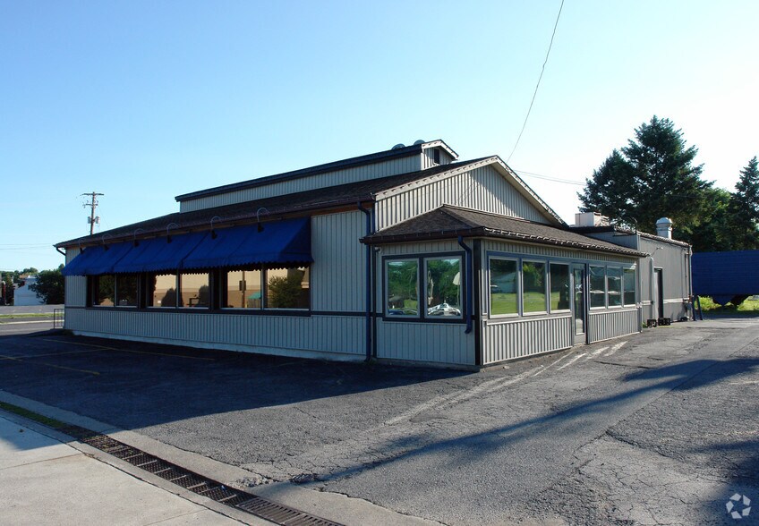 Primary Photo Of 1869 S 4th St, Allentown Restaurant For Sale