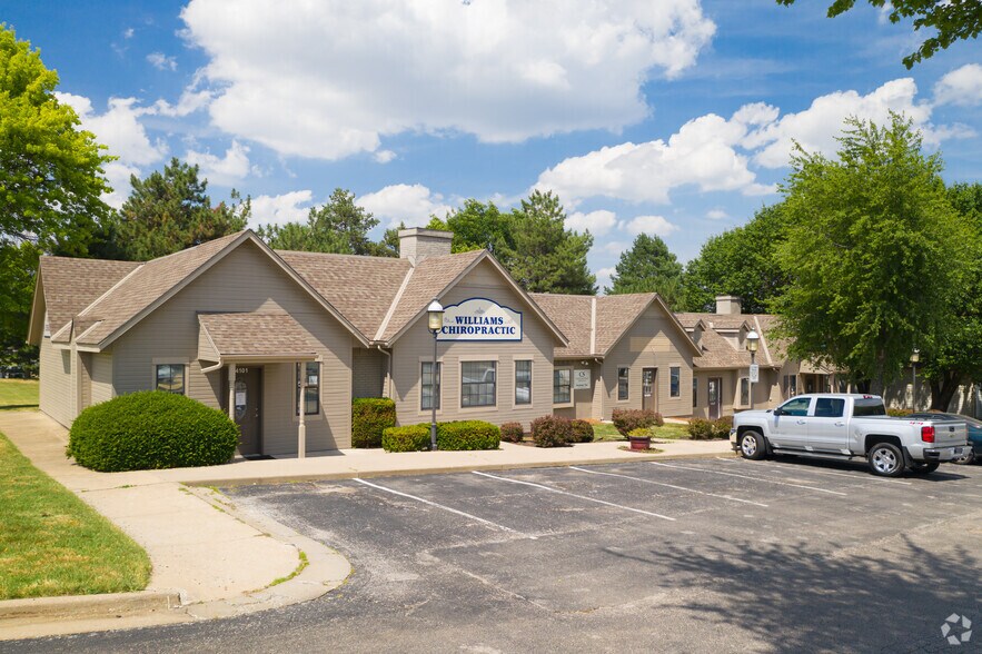 Primary Photo Of 14101-14109 S Mur-len Rd, Olathe Office For Lease