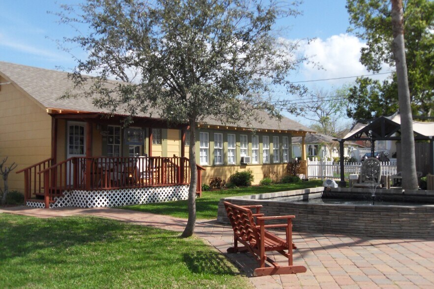More Photos Of 706 Bradford Ave, Kemah Land For Sale