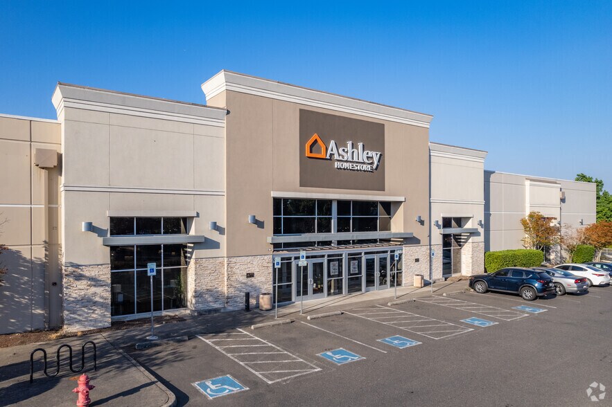 More Photos Of 1400-1772 N Jantzen Beach Dr, Portland Unknown For Lease