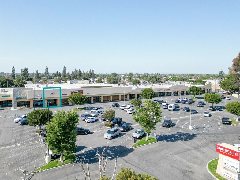 More Photos Of 8105-8195 E Wardlow Rd, Long Beach Unknown For Lease