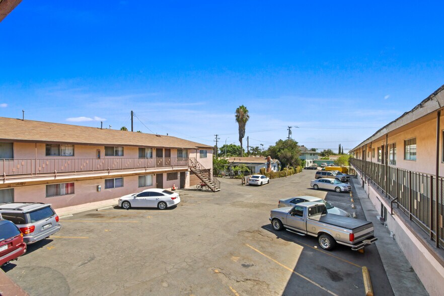 More Photos Of 5503-5509 Maywood Ave, Maywood Apartments For Sale