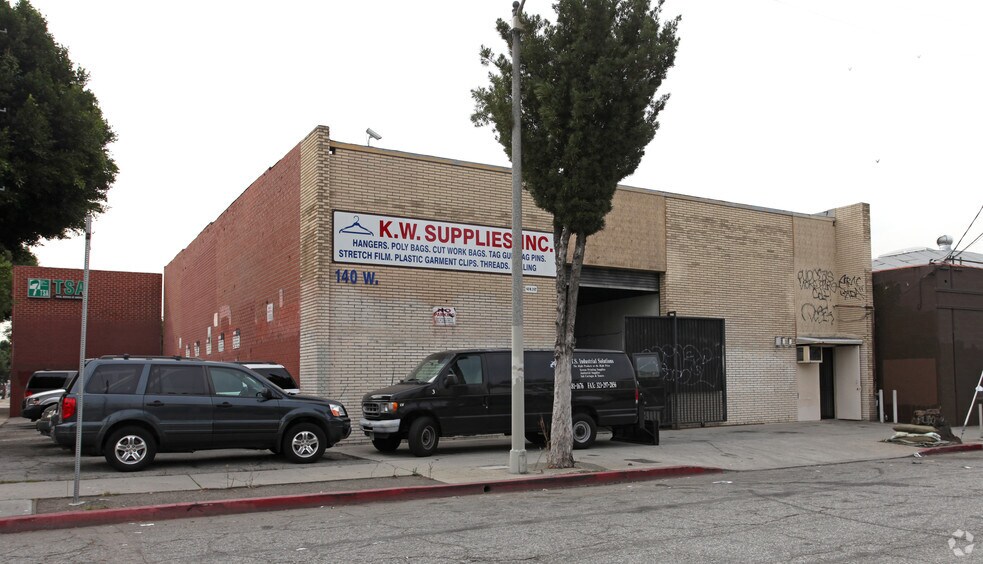 More Photos Of 140 W 21st St, Los Angeles Warehouse For Sale