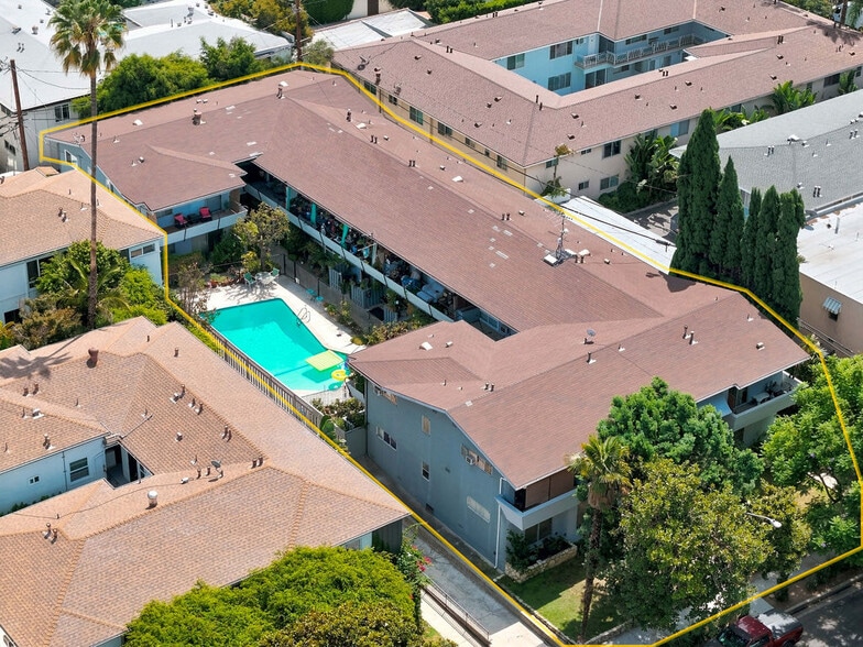 More Photos Of 1218 N Laurel Ave, West Hollywood Apartments For Sale