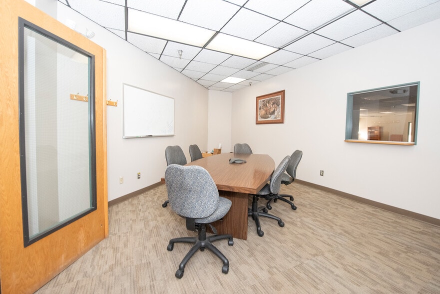 More Photos Of 201 E 56th Ave, Anchorage Office For Sale