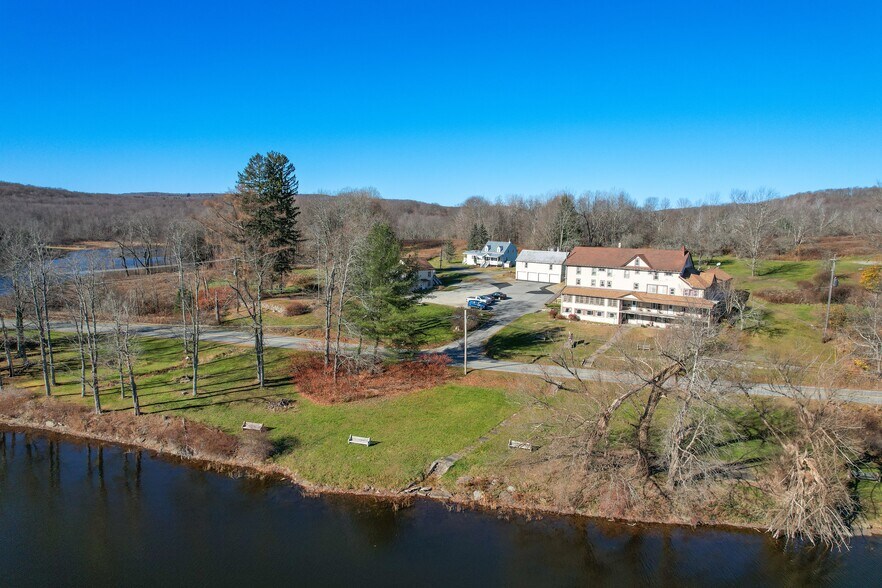 More Photos Of 263 Como Rd, Lake Como Specialty For Sale