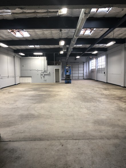 More Photos Of 1290 Old County Rd, Belmont Service For Lease
