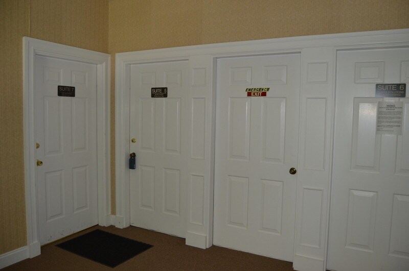 More Photos Of 1-8 Manor Dr, Hampton Medical For Sale