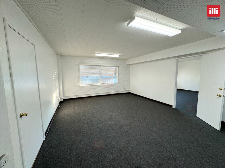 More Photos Of 8240 Beverly Blvd, Los Angeles Storefront Retail Office For Lease