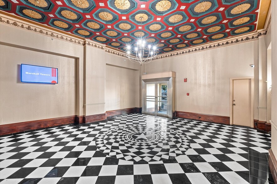 More Photos Of 610 Marshall St, Shreveport Office For Sale