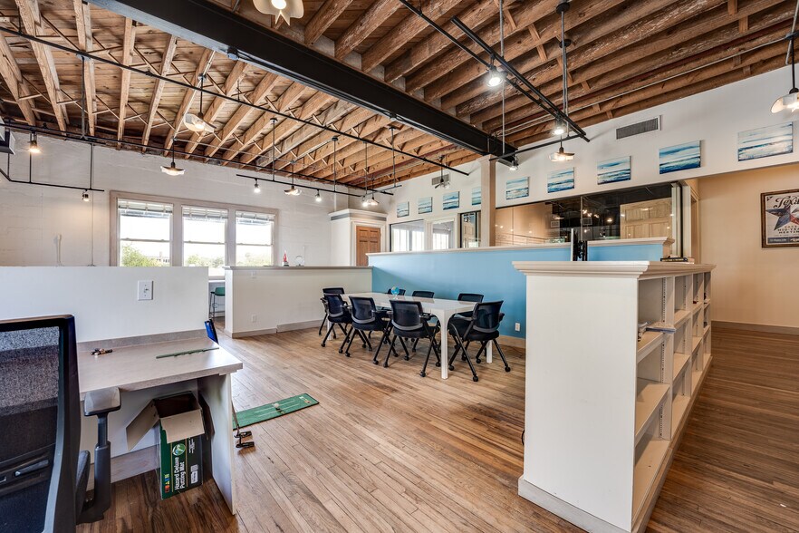 More Photos Of 2002-2006 San Marco Blvd, Jacksonville Storefront Retail Office For Sale