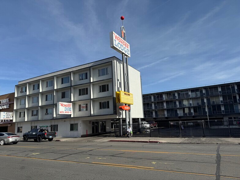 More Photos Of 430 Lake St, Reno Hotel For Sale