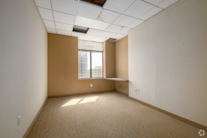 More Photos Of 343 N Charles St, Baltimore Office For Sale