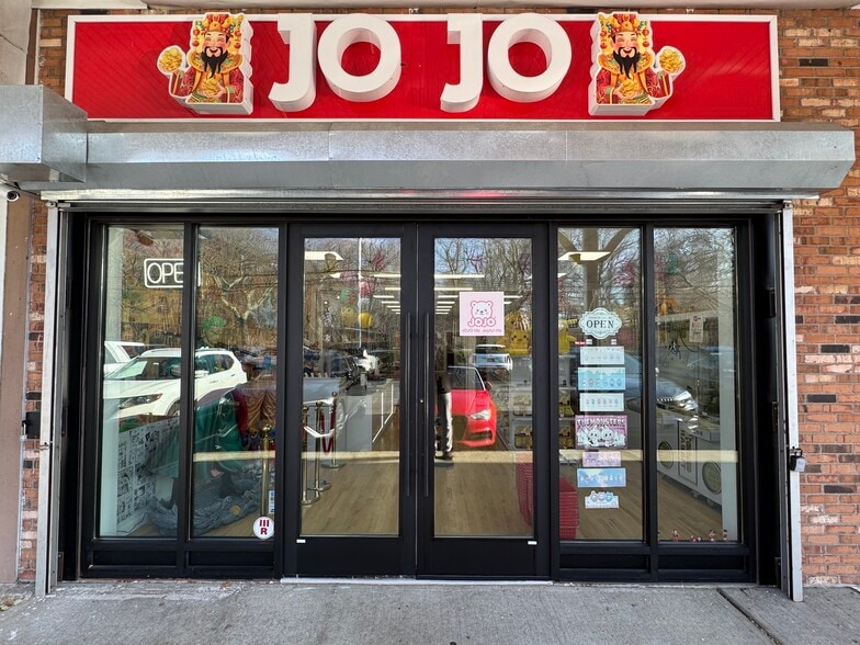 Primary Photo Of 1211-1223 Montauk Hwy, Oakdale Storefront Retail Office For Sale