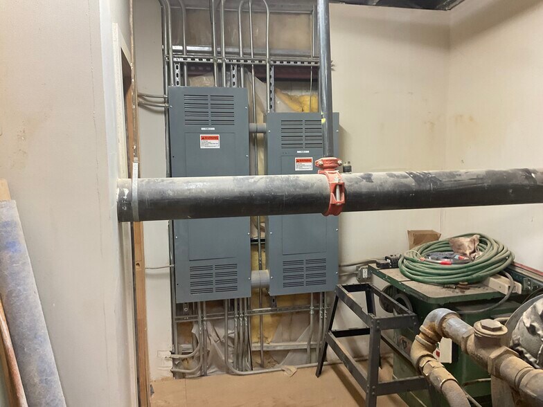 More Photos Of 7390 S Fraser St, Centennial Warehouse For Sale