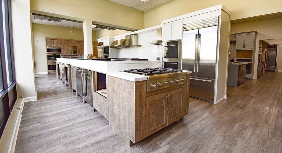 More Photos Of 729 Erie Ave, Takoma Park Freestanding For Sale