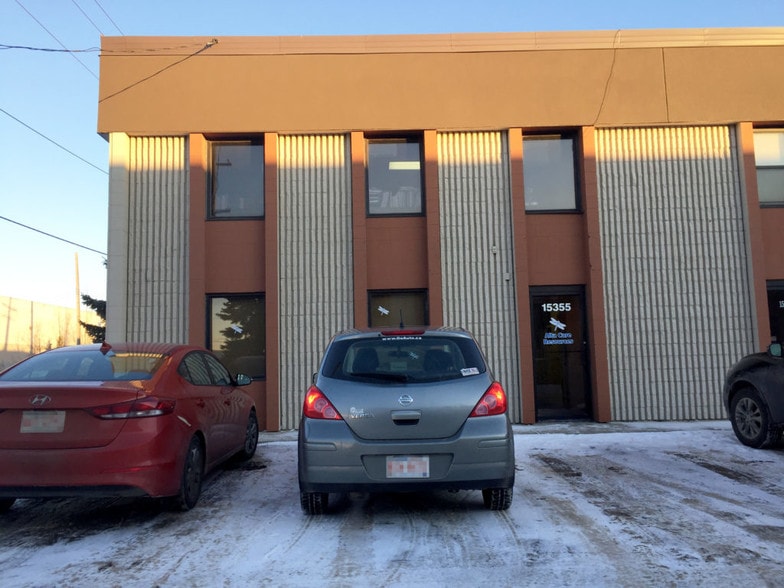 More Photos Of 15355-15393 117th Ave NW, Edmonton Manufacturing For Sale