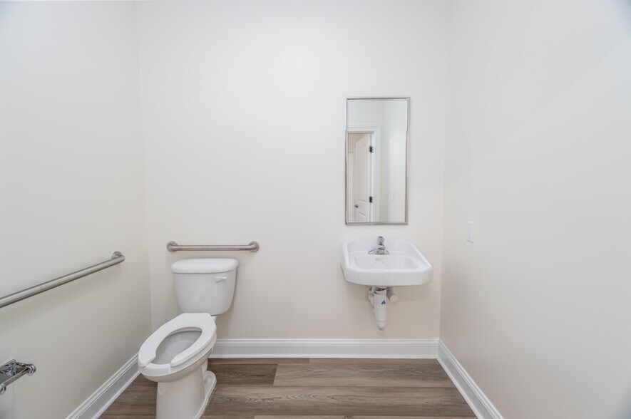 More Photos Of 130 Land Grand unit 5, Saint Augustine Medical For Lease