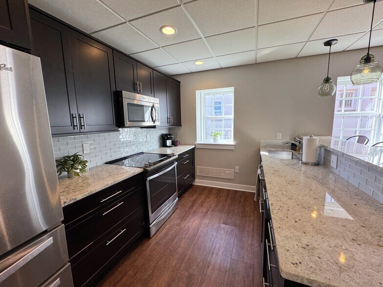 More Photos Of 824 Philadelphia Pike, Wilmington Office For Sale