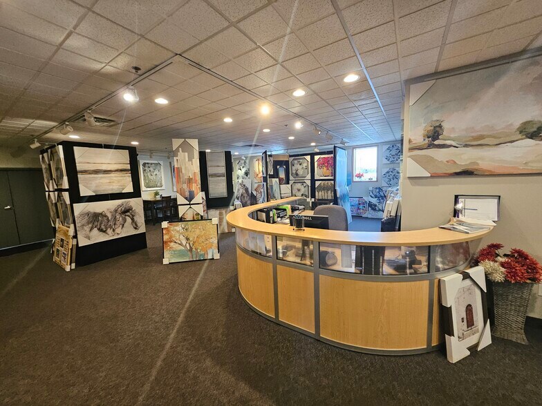 More Photos Of 3715 50th Ave, Minneapolis Manufacturing For Sale