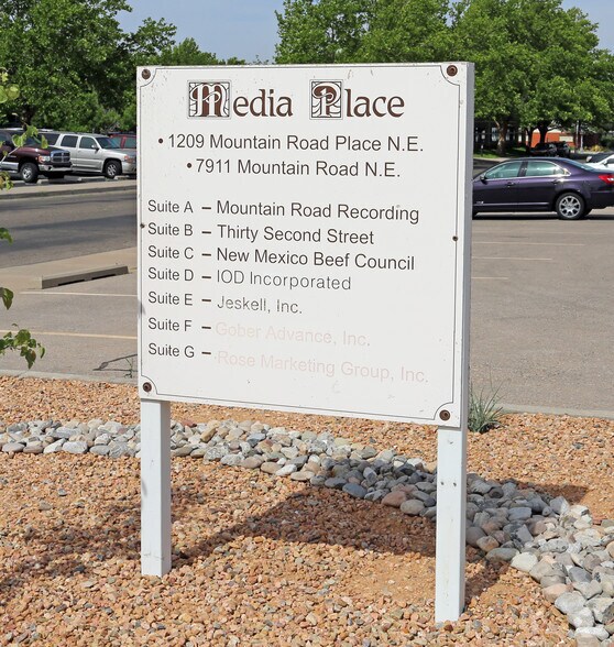 More Photos Of 1209 Mountain Road Pl NE, Albuquerque Office For Lease