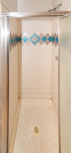 More Photos Of 312 N Paca St, Baltimore Apartments For Sale