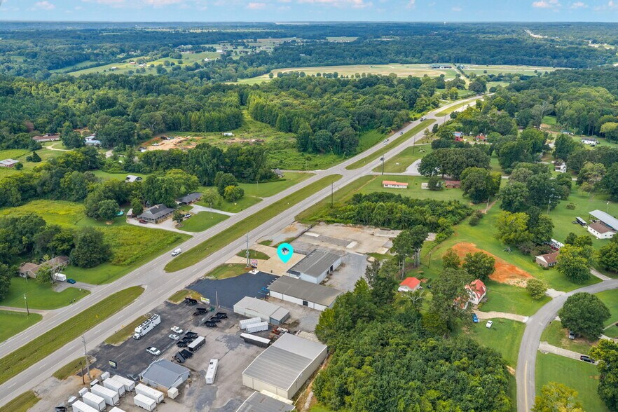 More Photos Of 10063 US-72, Rogersville Warehouse For Sale