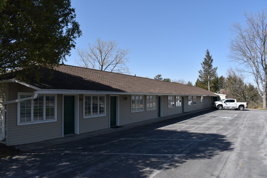 More Photos Of 2662 E US Route 20 East, Cazenovia Office For Sale