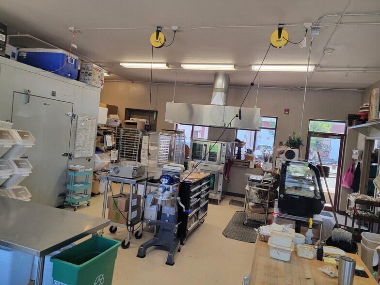 More Photos Of 2550 Highway 82, Glenwood Springs Showroom For Sale