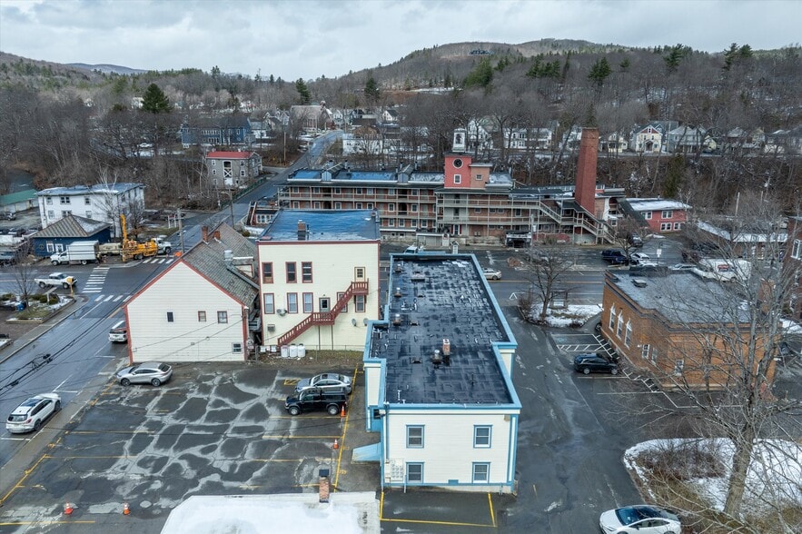 More Photos Of 156 Main St, Ludlow Office For Sale