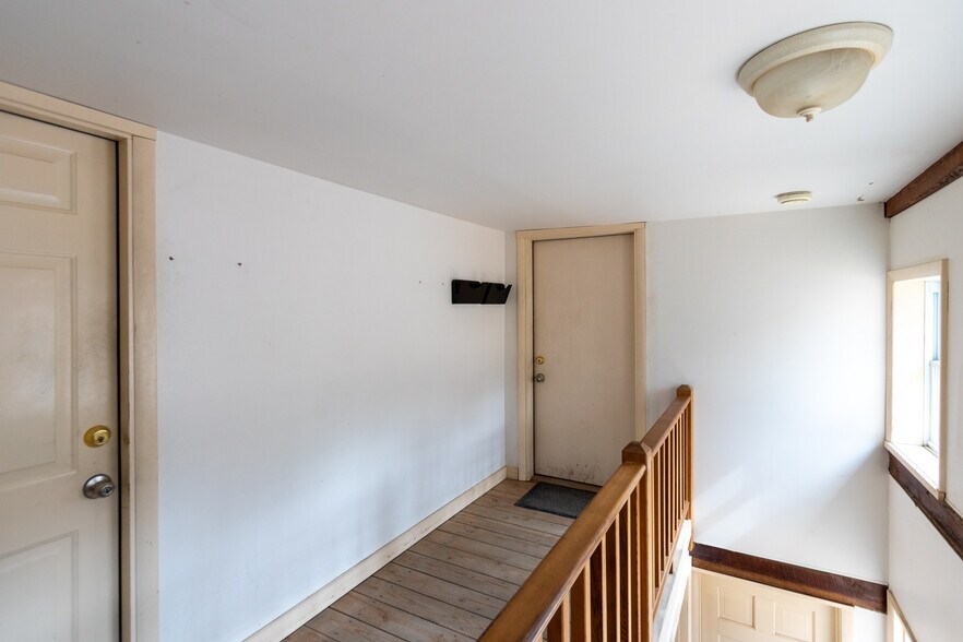 More Photos Of 96 Vly Atwood Rd, Stone Ridge Light Manufacturing For Lease