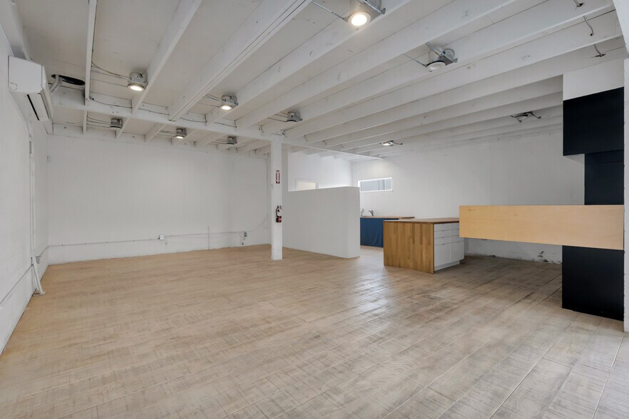 More Photos Of 7176 W Sunset Blvd, Los Angeles Storefront Retail Office For Sale