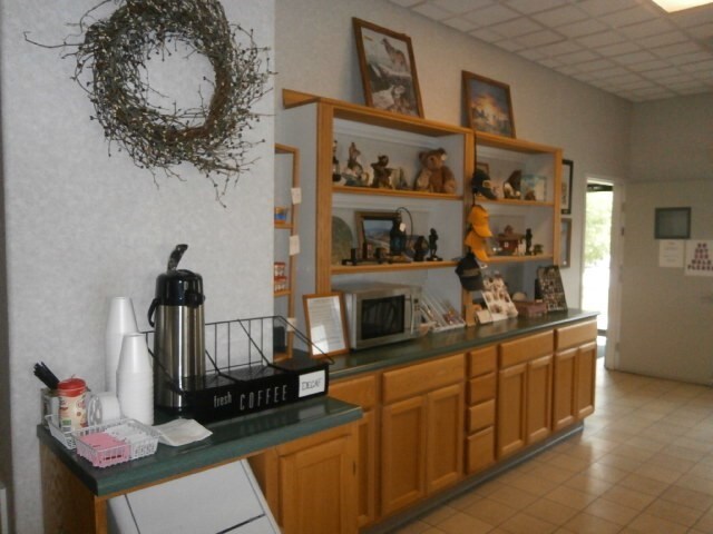 More Photos Of 2521 Lawn Rd, Meadow Bridge Hotel For Sale