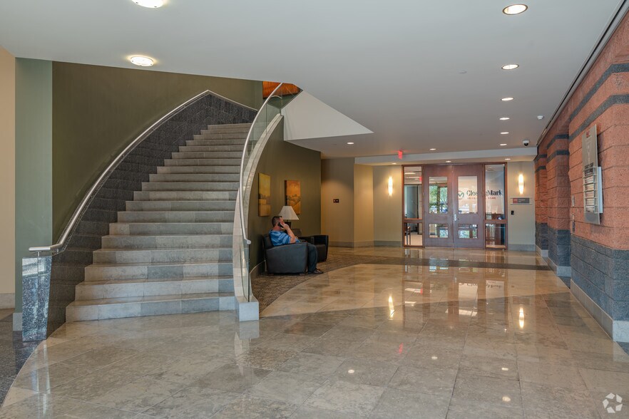 More Photos Of 8860 E Chaparral Rd, Scottsdale Unknown For Lease