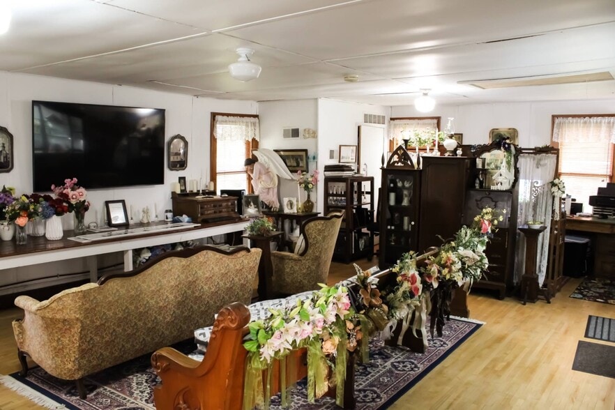 More Photos Of W8832 WI-96, Hortonville Religious Facility For Sale