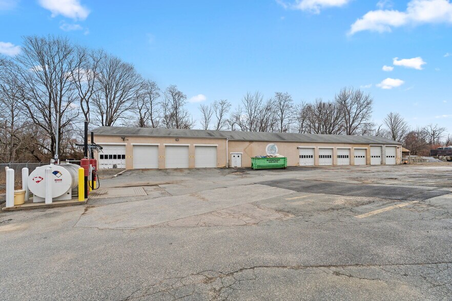 More Photos Of 1072 Main St, West Warwick Office For Sale