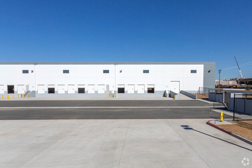 More Photos Of Otay Mesa Rd, San Diego Unknown For Lease