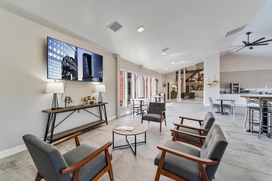 More Photos Of 333 N Main St, Richfield Hotel For Sale