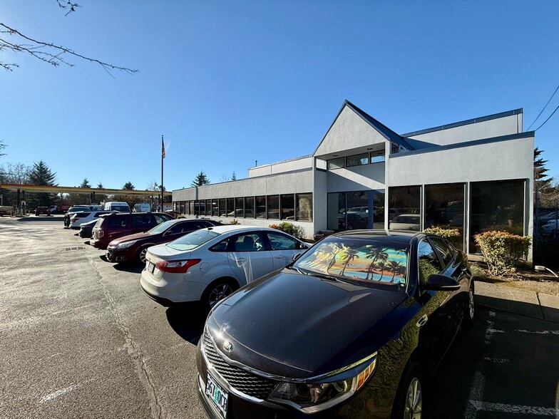 Primary Photo Of 14965 SW 72nd Ave, Portland Warehouse For Sale