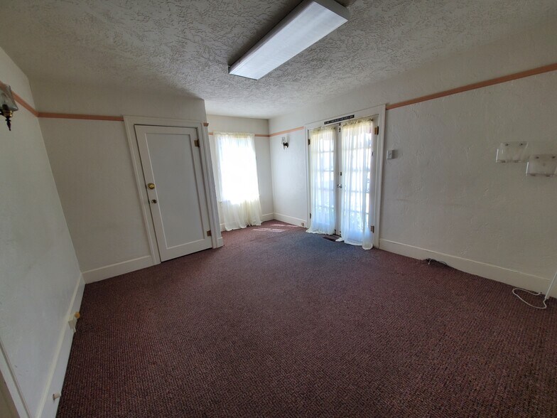 More Photos Of 526 Mill St, Santa Maria Office For Lease