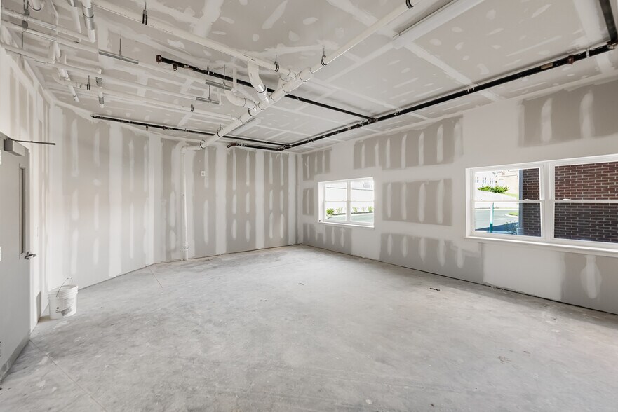 More Photos Of 685 Salina Rd, Sewell Healthcare For Sale