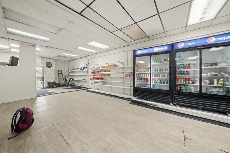 More Photos Of 4300-4310 W 16th St, Chicago Apartments For Sale