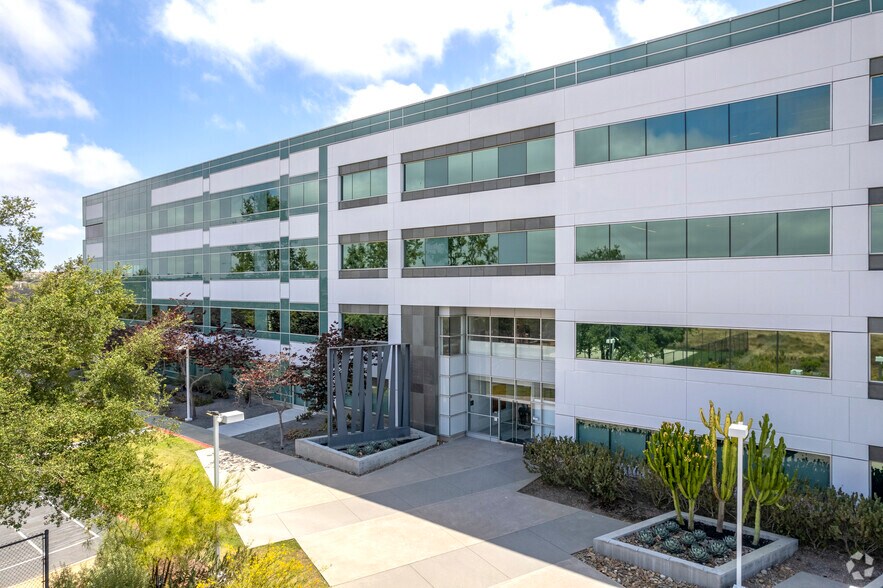 More Photos Of 6420 Sequence Dr, San Diego Office For Lease