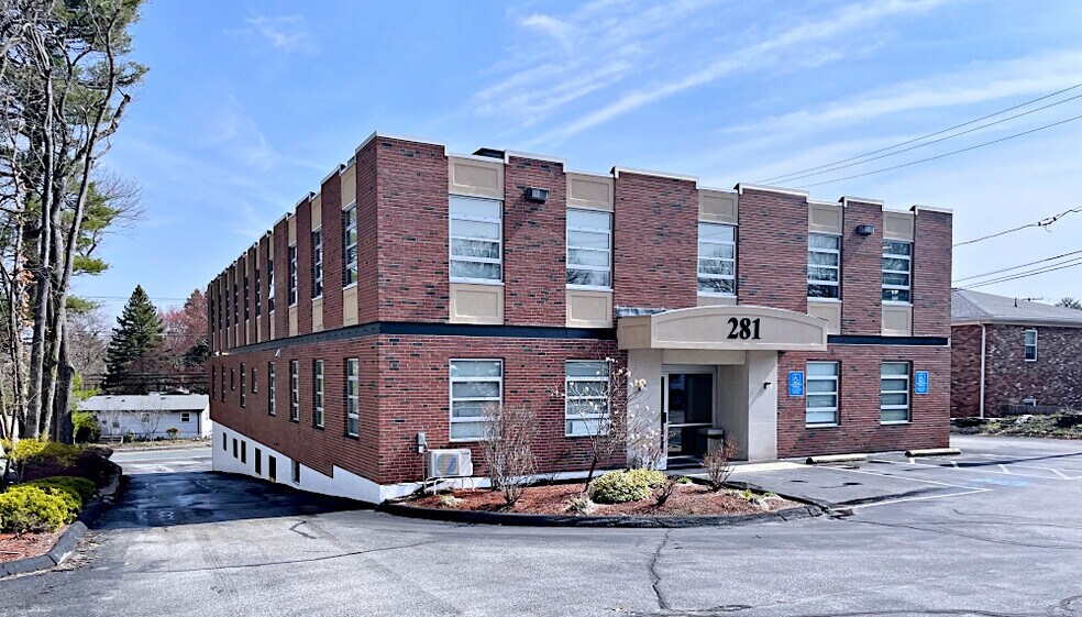 More Photos Of 281 Cambridge St, Burlington Medical For Lease