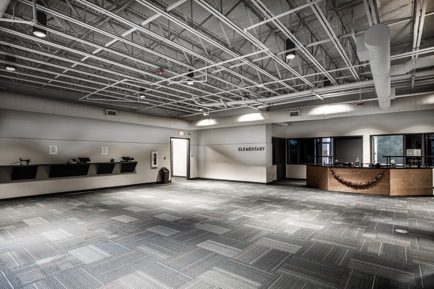 More Photos Of 3500 Riverside Dr, Macon-Bibb Religious Facility For Sale