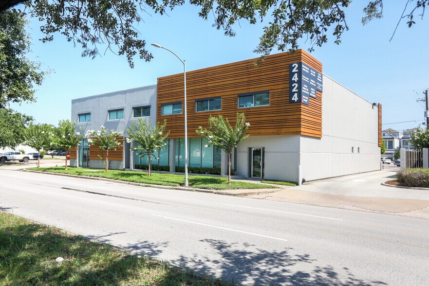 Primary Photo Of 2424 W Holcombe Blvd, Houston Medical For Lease