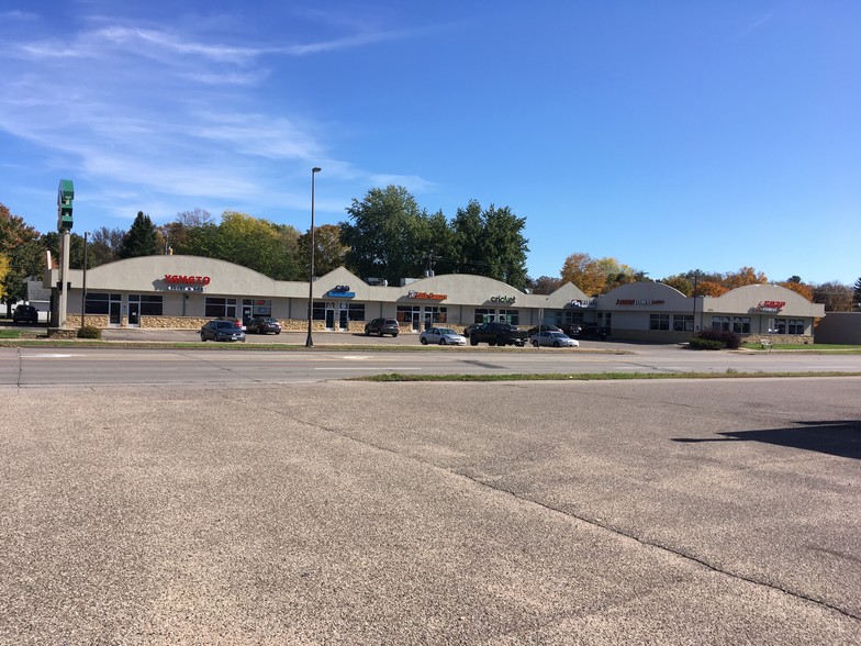 Primary Photo Of 1320 Broadway St N, Menomonie Storefront For Sale