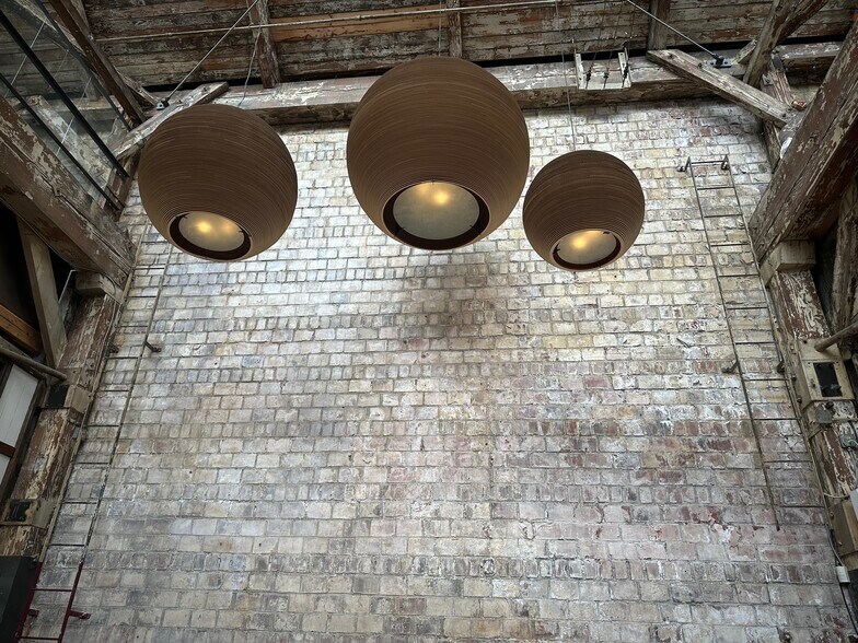 More Photos Of 3200-3220 1st Ave S, Seattle Office For Lease