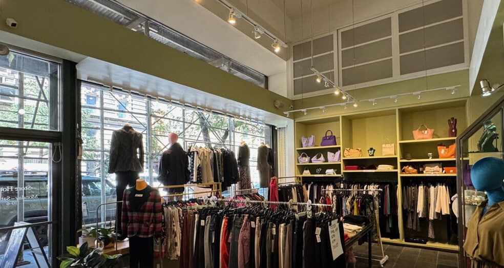 More Photos Of 40 E 94th St, New York Apartments For Sale